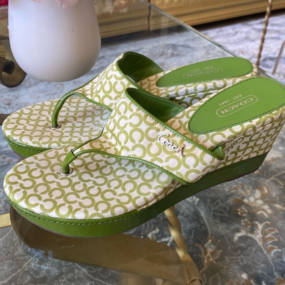 Coach sandals - Picture 4 of 17